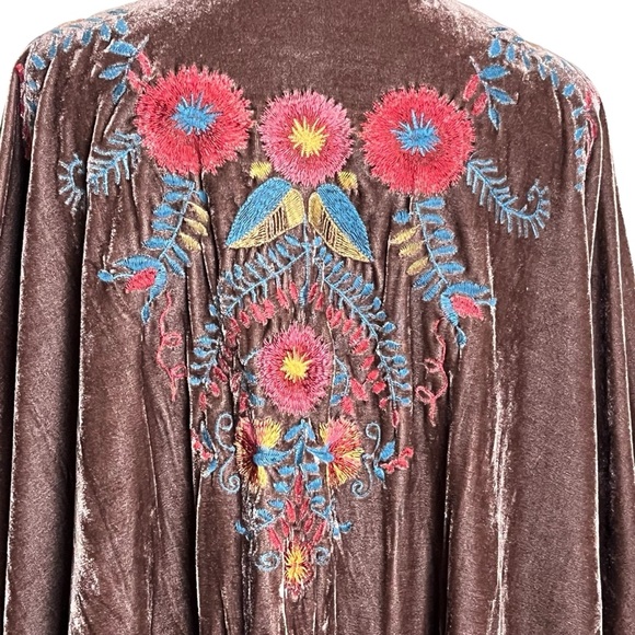 Umgee Embroidered Velvet Kimono Cover Up S/M Boho Floral Velvet Duster - Picture 6 of 8